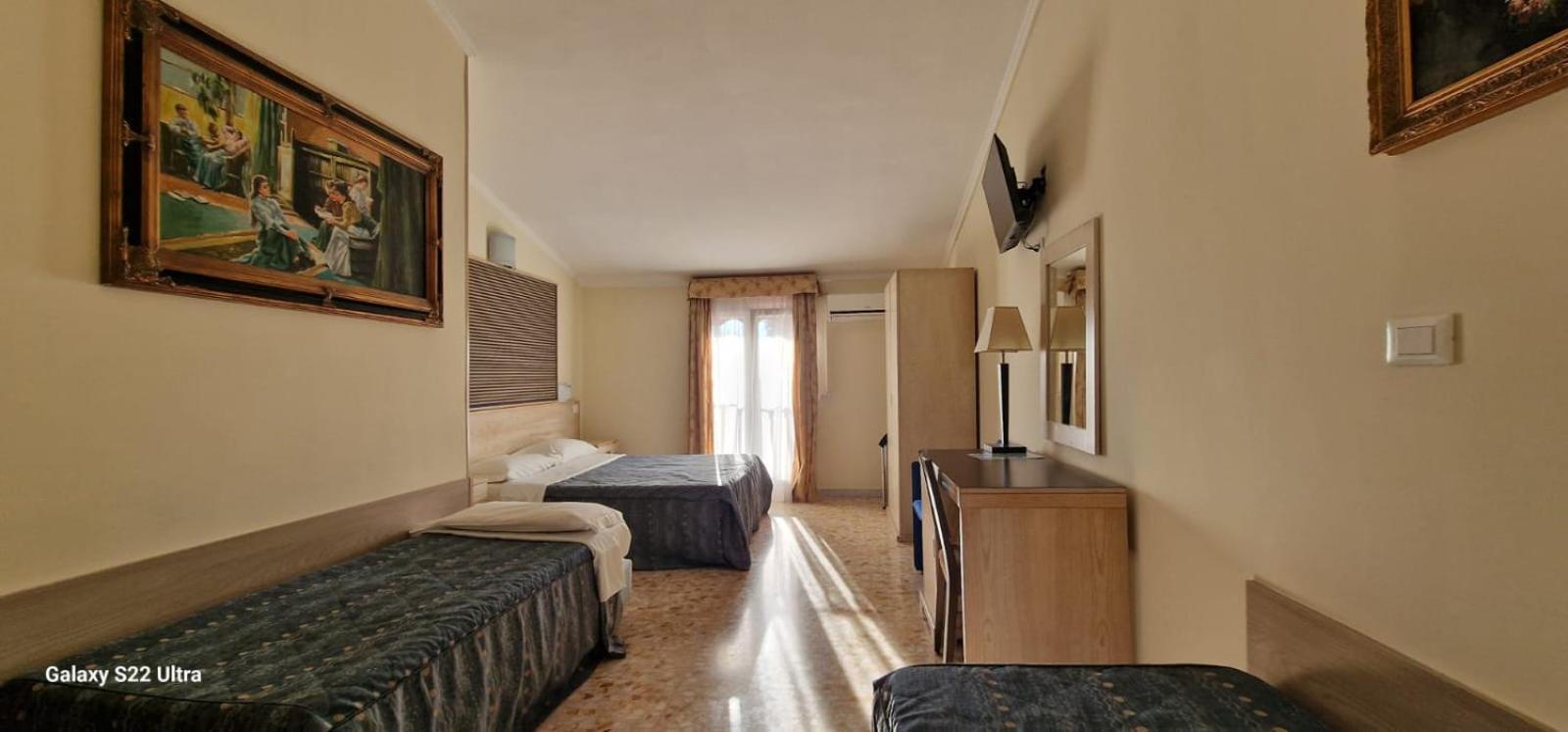 Chopin Hotel Fiumicino